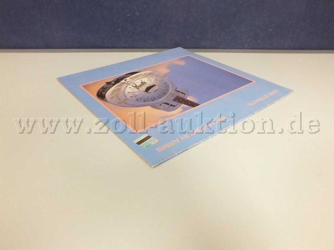 Seitliche Ansicht der LP liegend von rechts, mit Beschädigungen