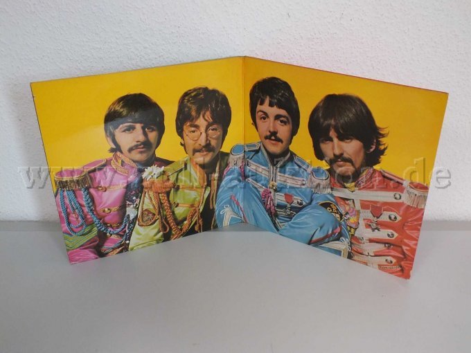 Innenansicht der LP "Sgt.Pepper'S Lonely Hearts Club Band"