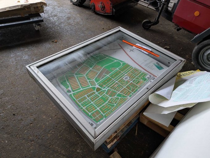 Schaukasten 3 - hintenlinks