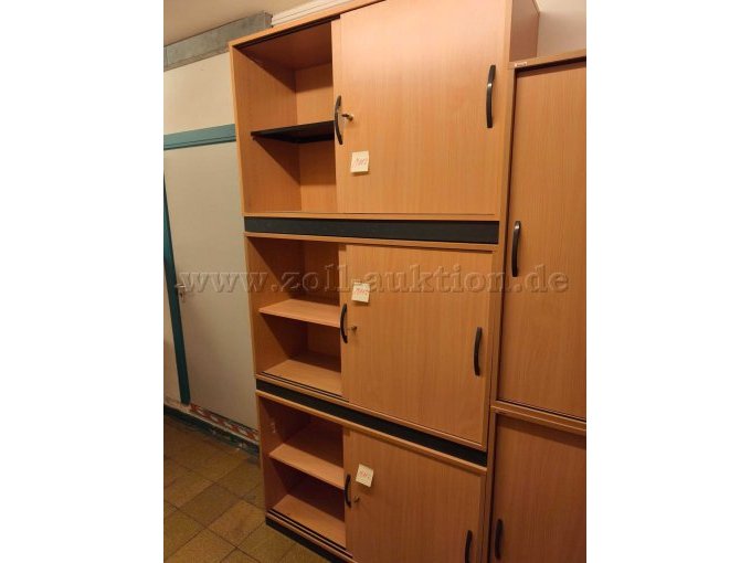 Schiebetürenschrank offen links