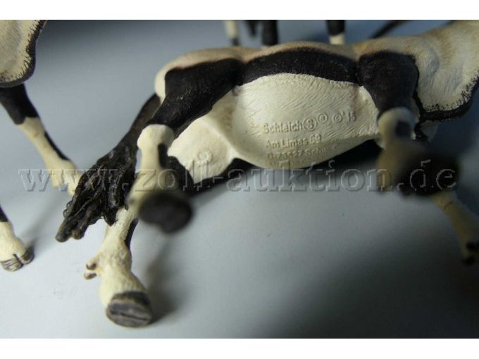 Schleich Oryxantilopen Gesamtansicht von unten