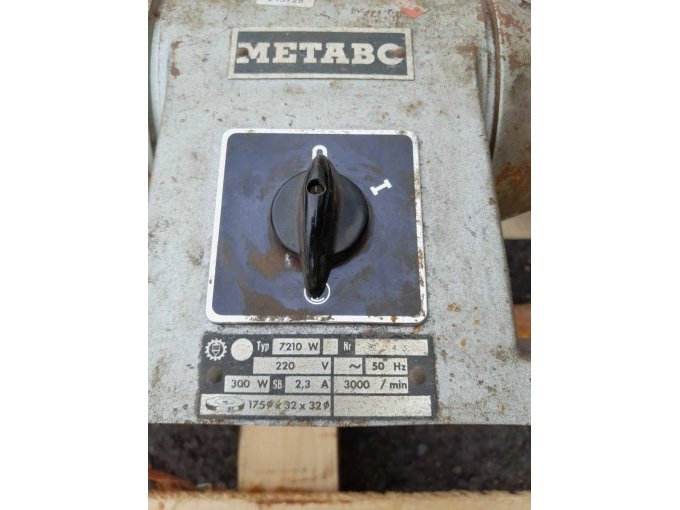 3 slijpstandaards METABO 7219, SOLIDO DS300 ST, METABO 7210 W, reserveonderdelenhouder – foto 8 – kavel bij Zoll-Auktion, Tholey