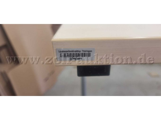 Tisch 69256 1/2
Ansicht Seriennummer