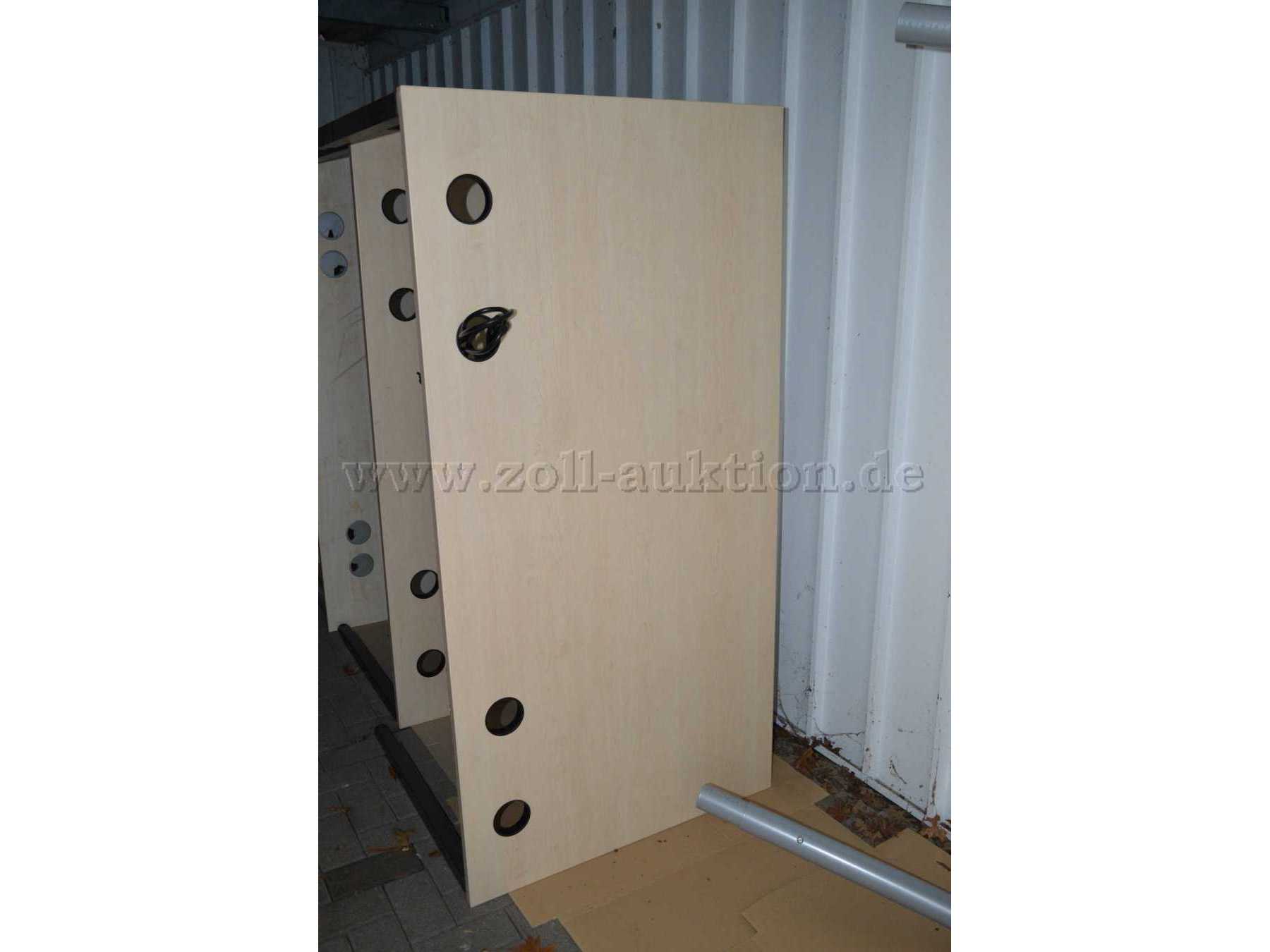 Beispielbild Schreibtisch.