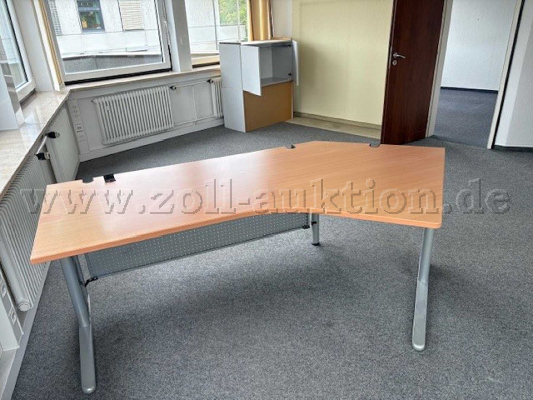 Schreibtisch