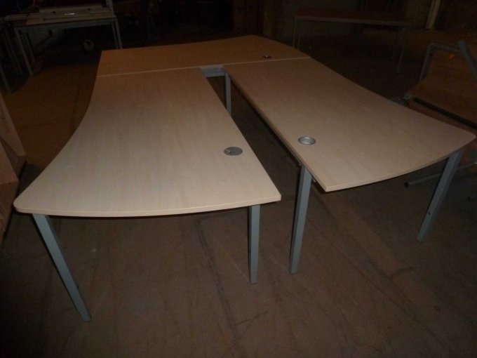 3 Tische Ahorn Teilansicht