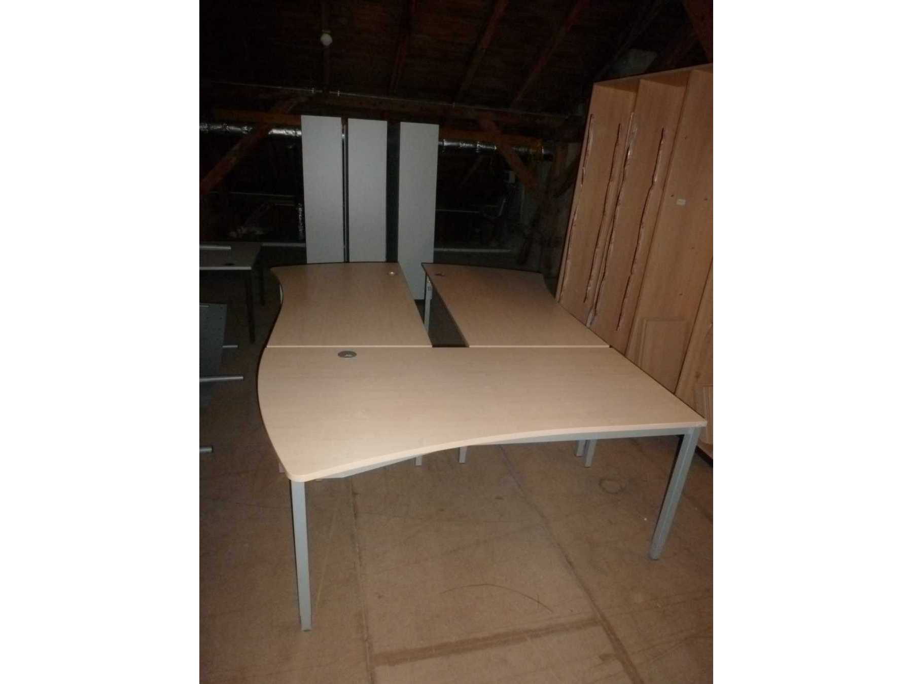 3 Tische Ahorn Frontansicht