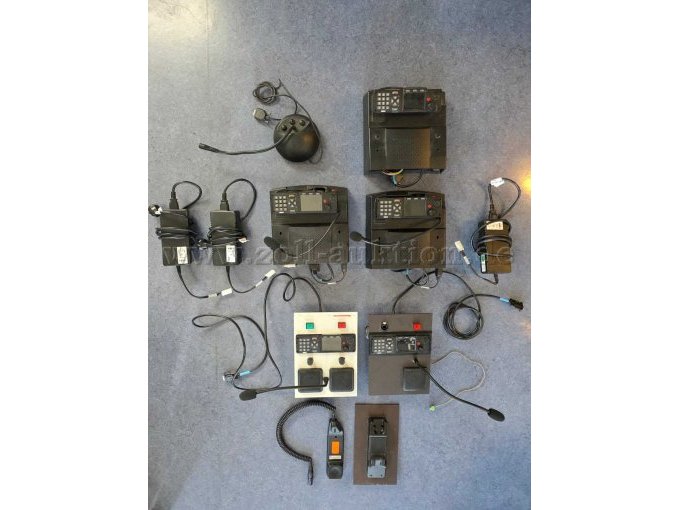 Übersicht der 3 Feststations-Untersätze mit Zubehör