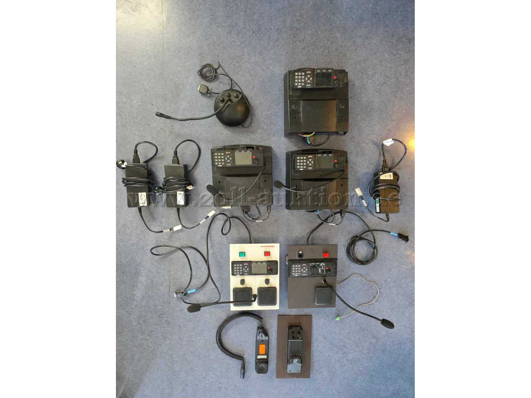 Übersicht der 3 Feststations-Untersätze mit Zubehör