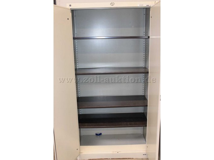 Schrank 1 offen