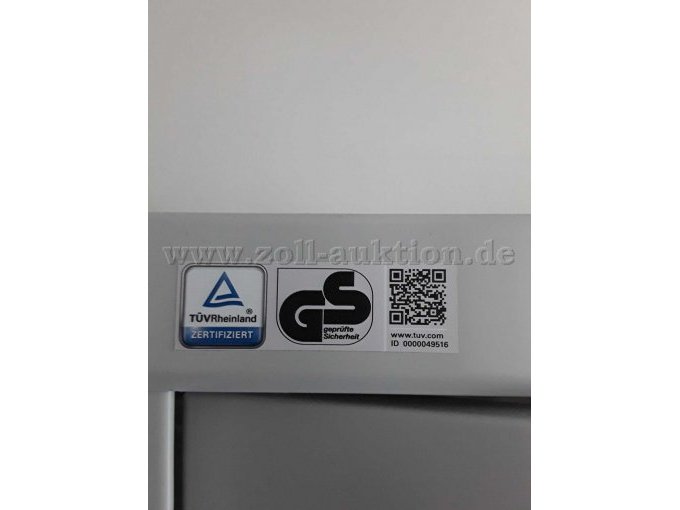 Schrank 3