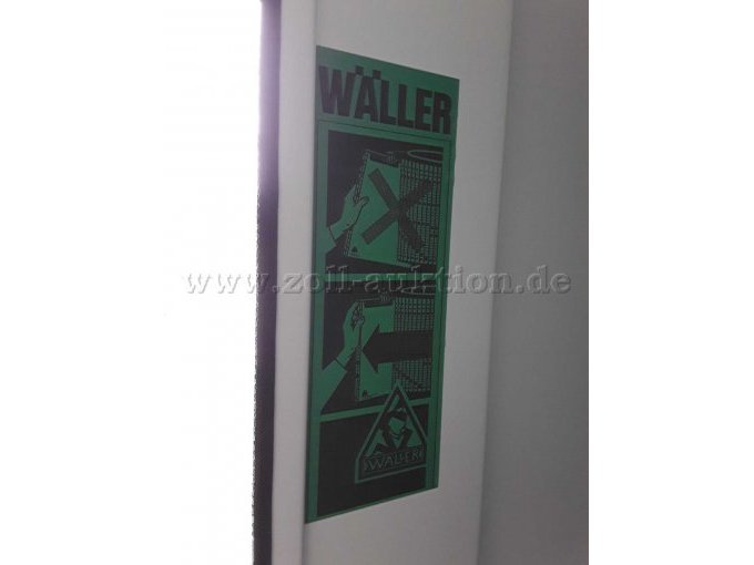 Schrank 1
