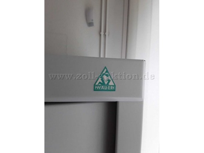 Schrank 3