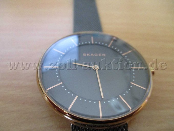 1. Uhr