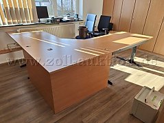 Schreibtischsystem über Eck