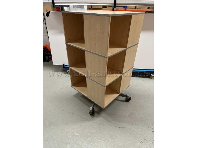 Aktenschrank auf Rollen 1