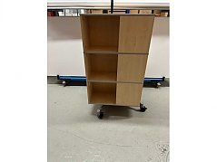 Rechteckiger Tisch