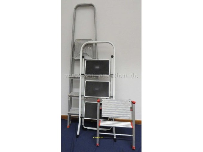 Konvolut bestehend aus 3 Trittleitern