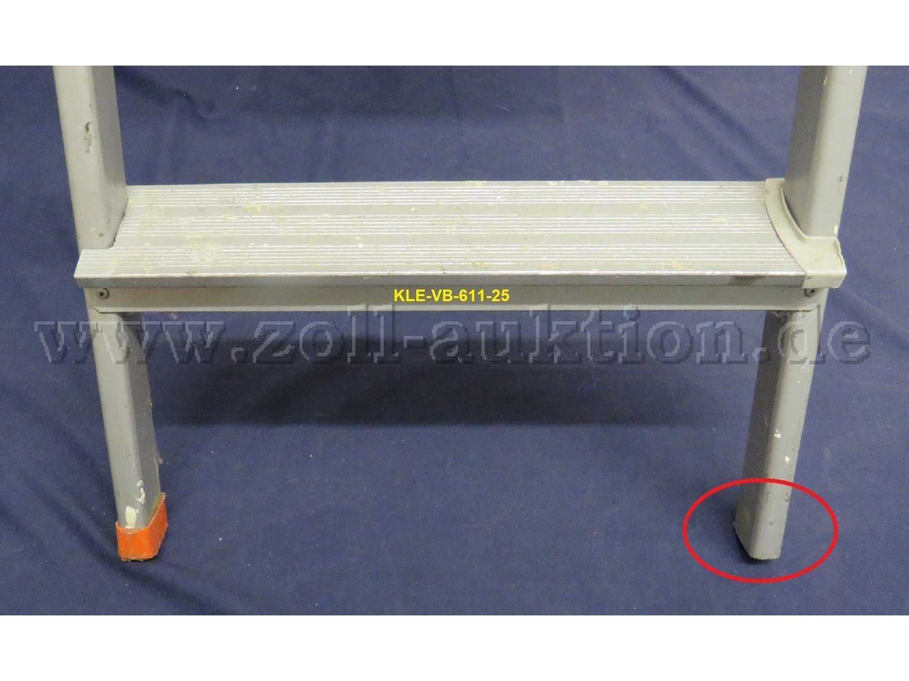 HST, 4-Stufen, fehlende rechte Leiterkappe