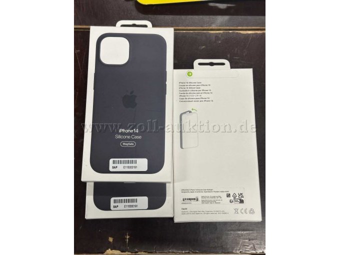 3 iPhone 14 Silicone Case Midnight mit MagSafe – foto 2 – kavel bij Zoll-Auktion, Münster