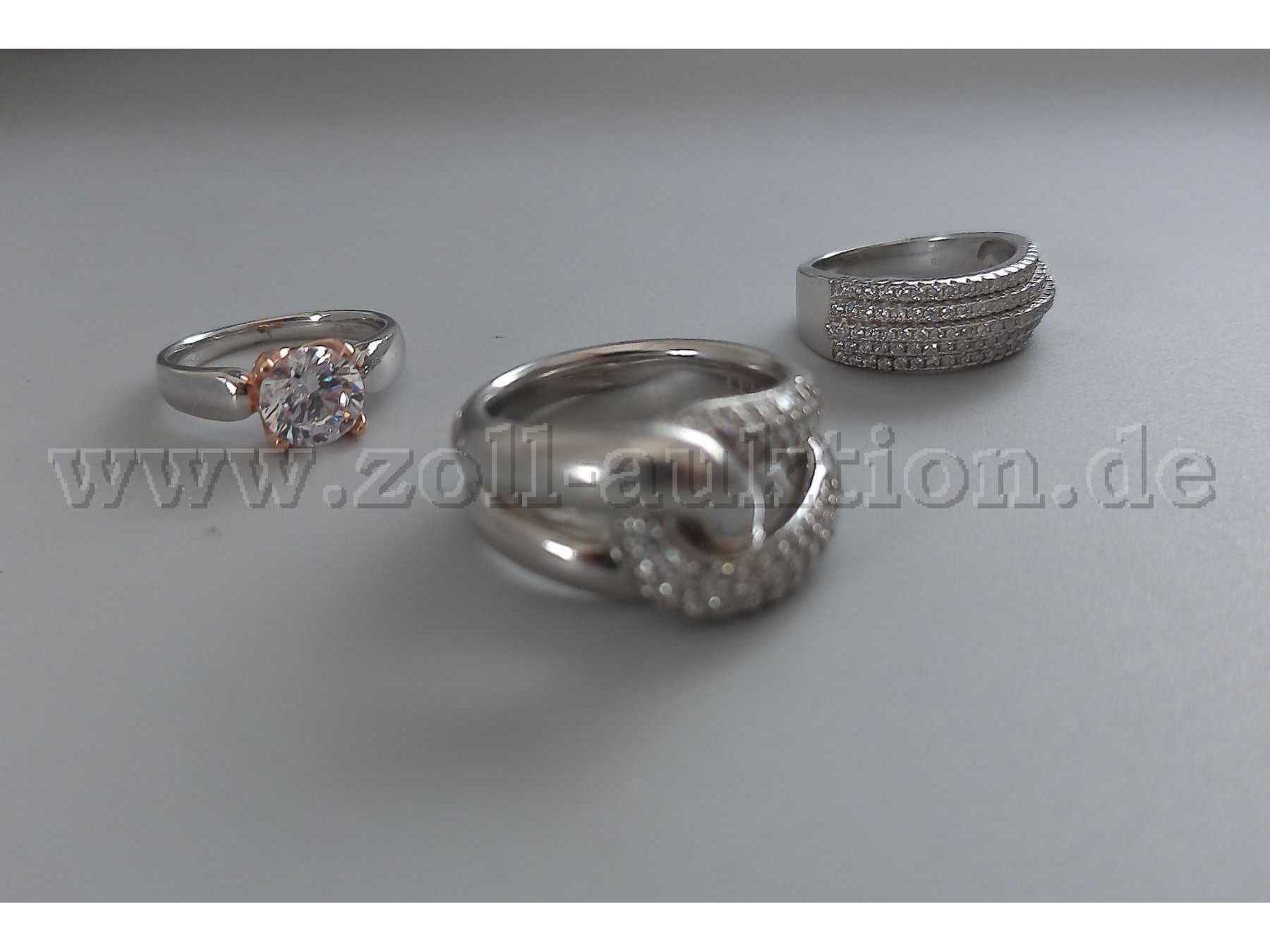 Ringe in Frontansicht