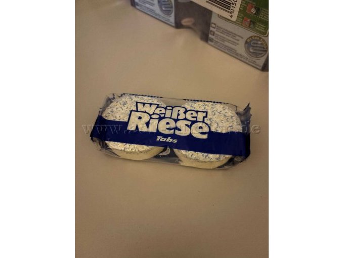 ein Waschladung mit 2 Tabs
einzeln verpackt