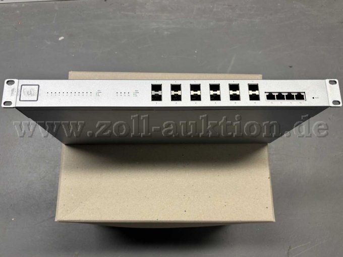 10_US-16-XG-vorne