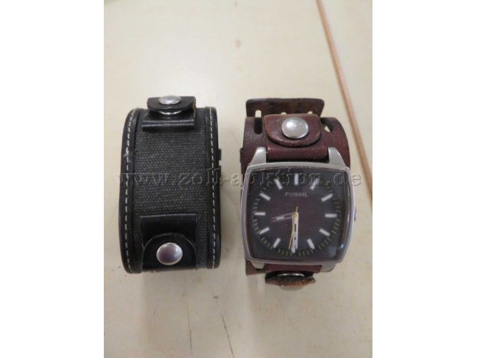 Fossil mit extra Armband