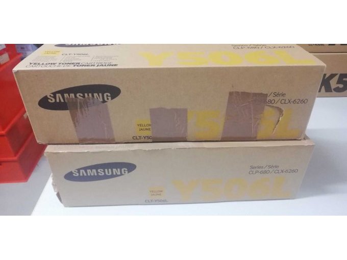 Samsung Y506L