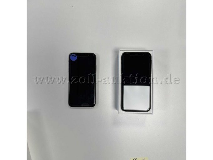 09_iPhone_11_128_1von1_Vorderseite