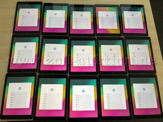 45 Apple iPads 6e generatie A1893 32 GB 9,7 inch (24,638 cm) – foto 4 – kavel bij Zoll-Auktion, Backnang