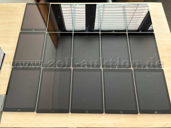 45 Apple iPads 6e generatie A1893 32 GB 9,7 inch (24,638 cm) – foto 5 – kavel bij Zoll-Auktion, Backnang
