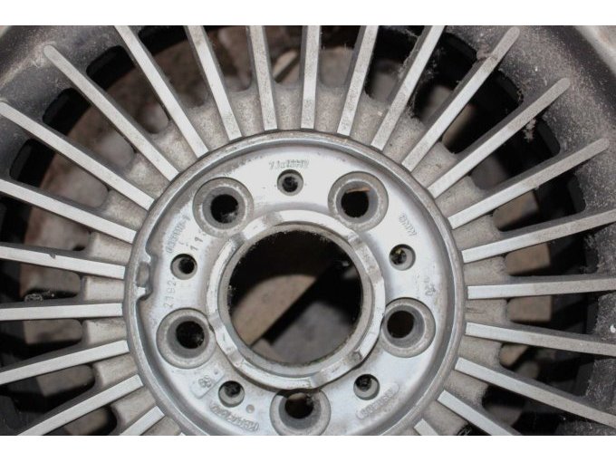 Detailansicht Felge außen