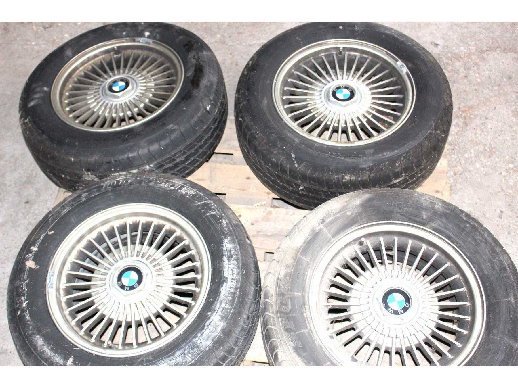 Gesamtansicht der 4 Felgen