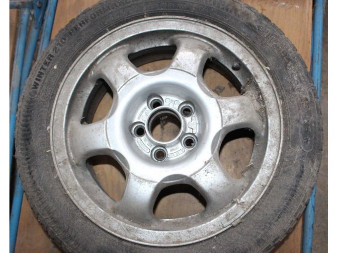 Ansicht Felgen außen ohne Nabendeckel