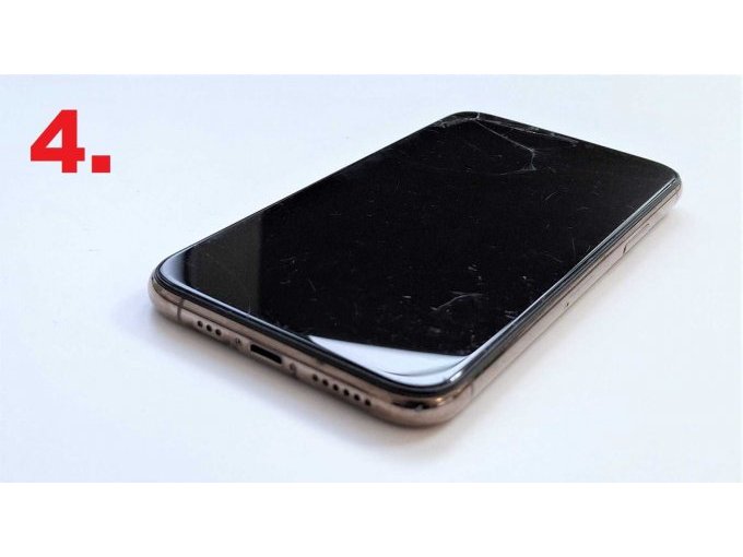 4. iPhone 11 Pro, A2215, Display
