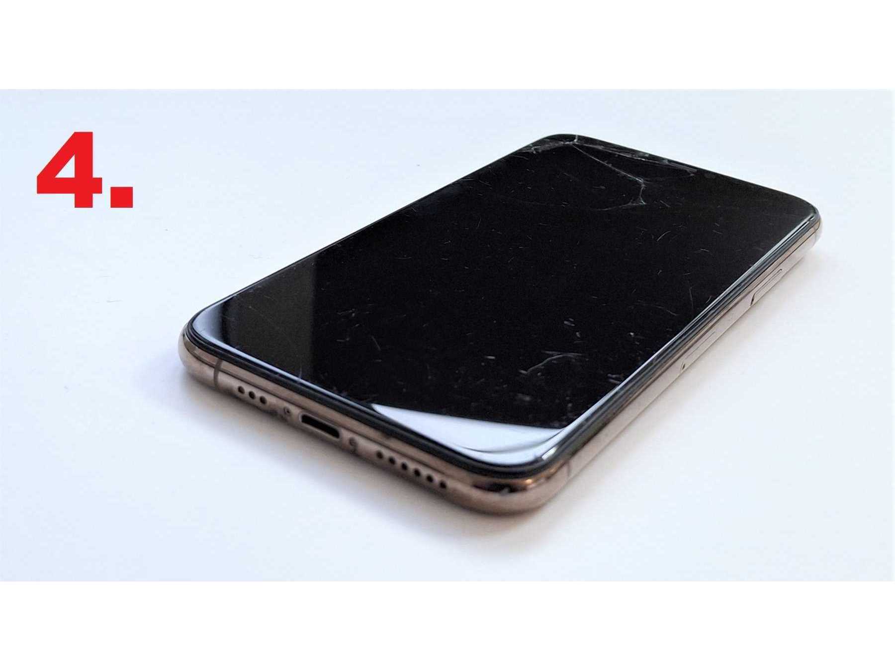 4. iPhone 11 Pro, A2215, Display