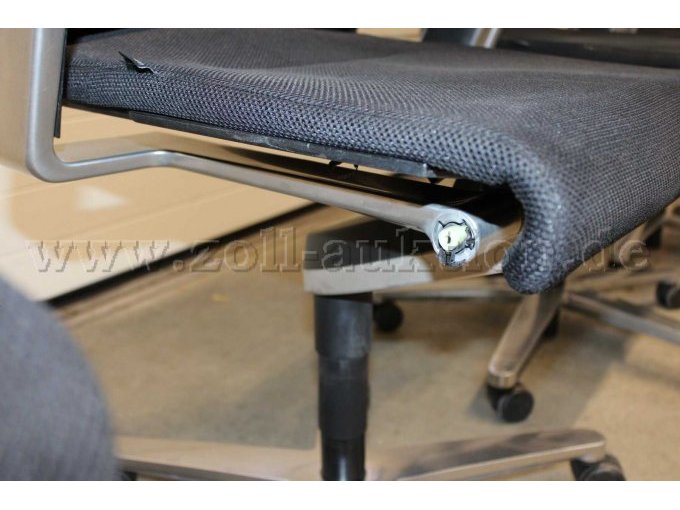 4 Bürodrehstühle von Wilkhahn, Modell ON, Stoff, Schwarz, gebraucht – foto 5 – kavel bij Zoll-Auktion, Berlin