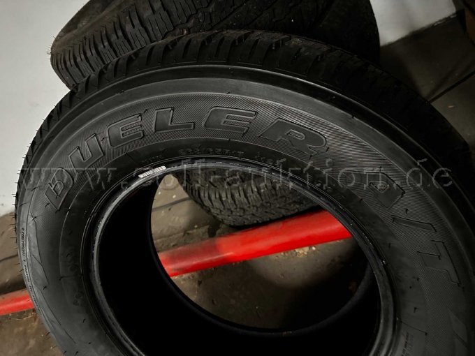 Reifenmodell - Schriftzug