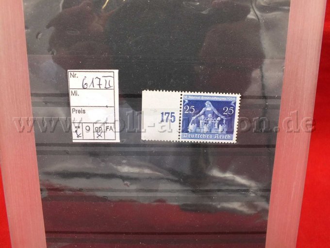 Detailaufnahme der Briefmarken
Michel Nr. 617 II