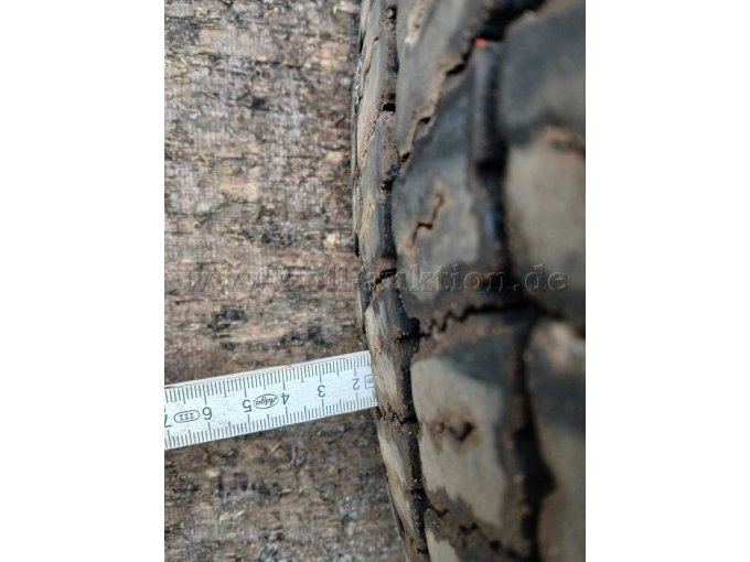 Reifenprofil gemessen