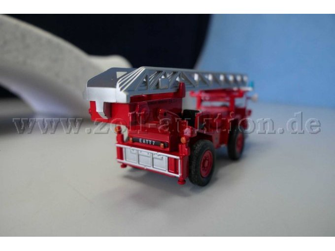 1972 EATT Riffaud Salev Ansicht von hinten