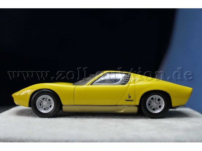 1966 Lamborghini Miura Ansicht von der Seite