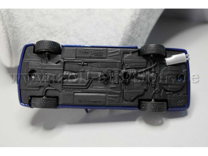 1985 BMW M5 Ansicht von unten