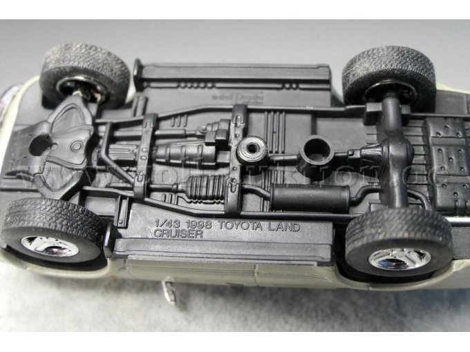 1998 Toyota Land Cruiser Ansicht von unten