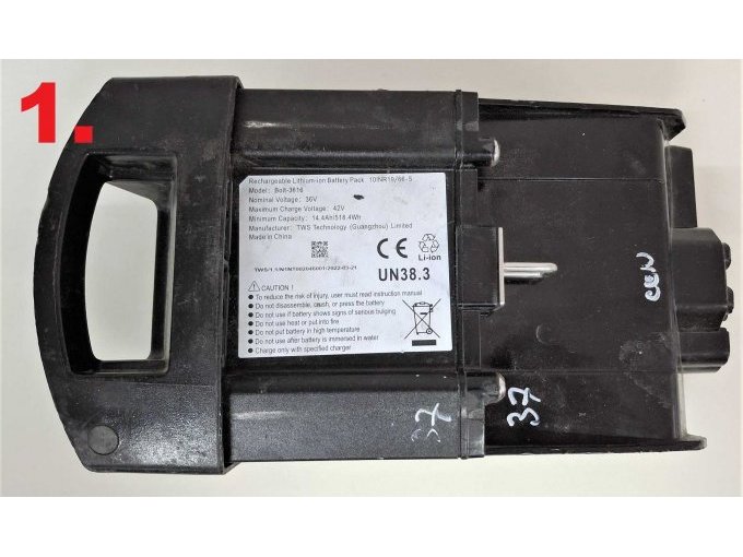 1.Bolt-3616, Typenschild