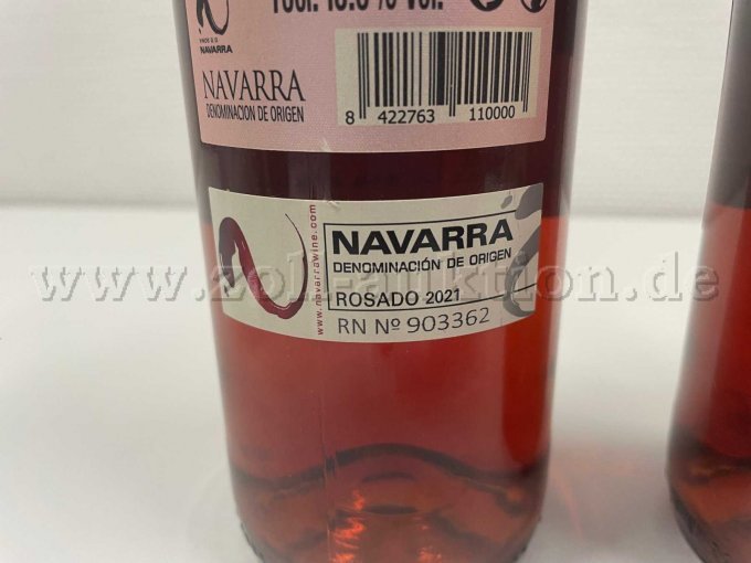 Detailaufnahme Herkunftsaufkleber Flasche 1