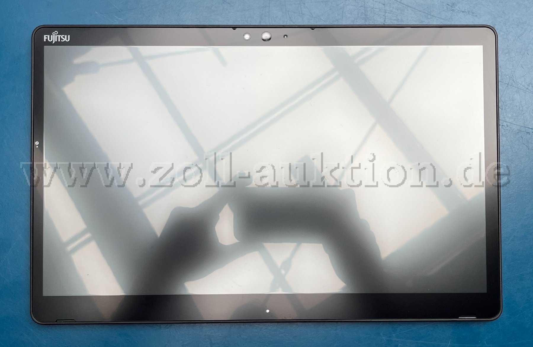 4 „Fujitsu Stylistic Q739 Convertibles“ – 13,3 Zoll (33,8 cm)