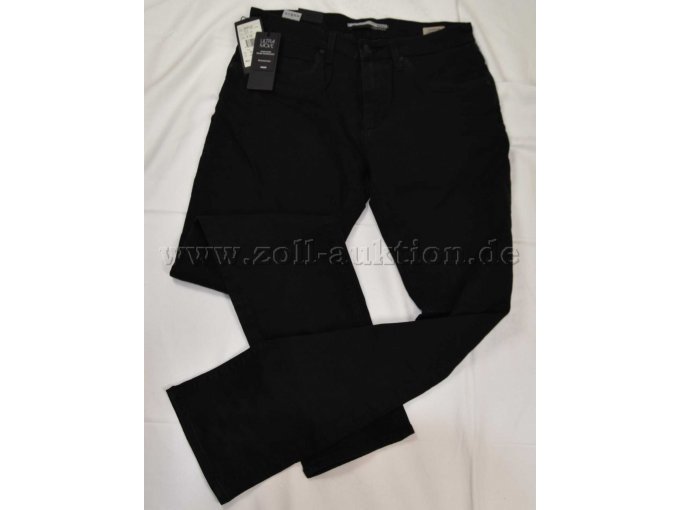 1 schwarze Jeans "Mavi“