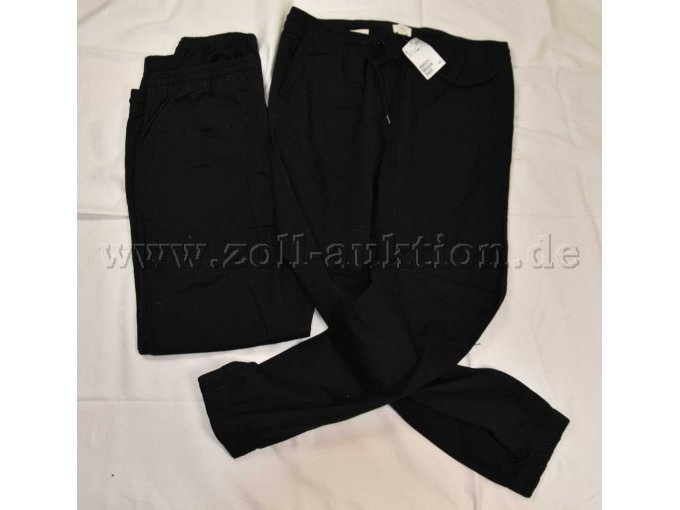 2 schwarze Hosen "H&M"